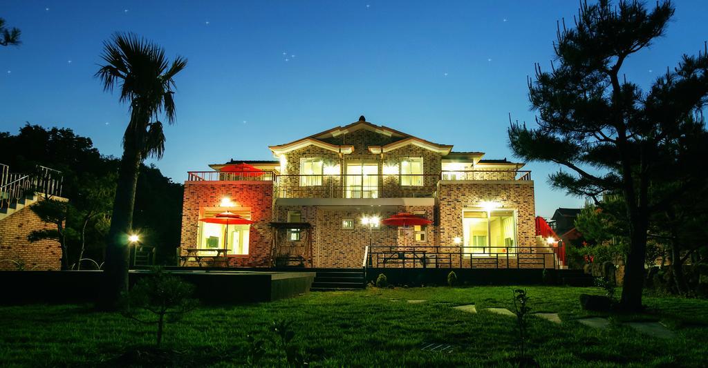 Villa Jeju Olleh House Esterno foto